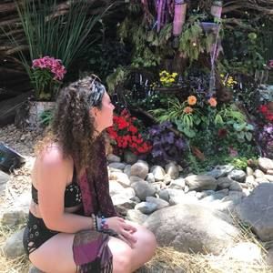 Meet your Posher, Mya